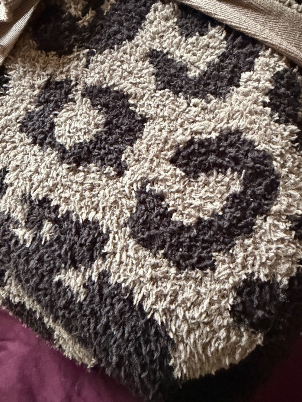 Barefoot Dreams Cozy Chic Leopard Blanket Throw 54”x72” Charcoal Black BNWT - Picture 5 of 7
